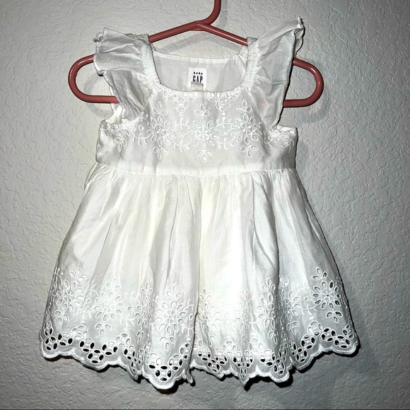heirloom lace dress Heirloom Level Exquisite 1950s Handmade Couture White Lace Wedding Dre –  Shrimpton Couture main image 0